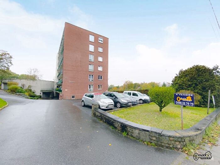 Rue de l'Institut Notre Dame de la Compassion, La Louvière : Appartement à vendre