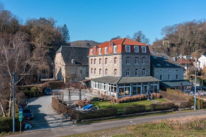 Maison 18 pièces à Rue du Rivage, ANNEVOIEROUILLON, à vendre