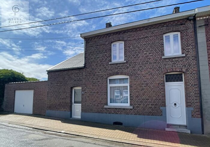Maison 12 pièces à vendre à Waasmontstraat, Waasmont