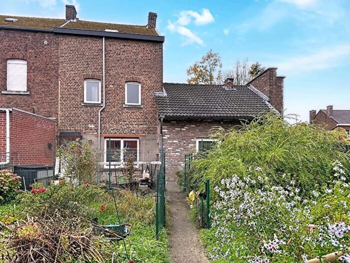 Chaussée de Hannut, Grâcehollogne : Maison 3 pièces à vendre