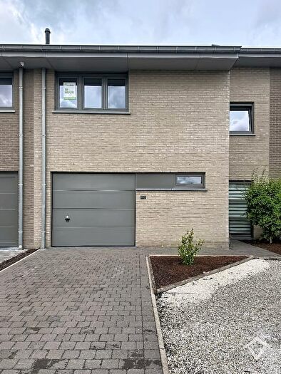 Maison 3 pièces à louer à Stationsstraat, Eernegem
