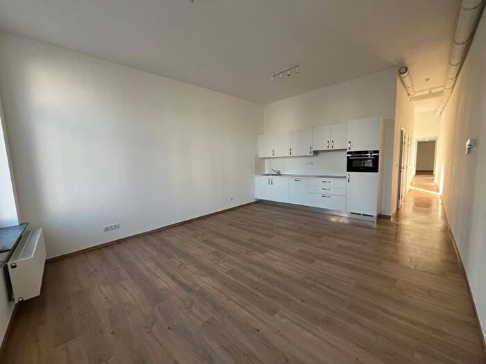 Appartement 6 pièces à louer - Doorniksestraat, Kortrijk