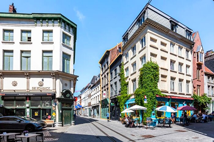 Maison à Wolstraat, Antwerpen, à vendre