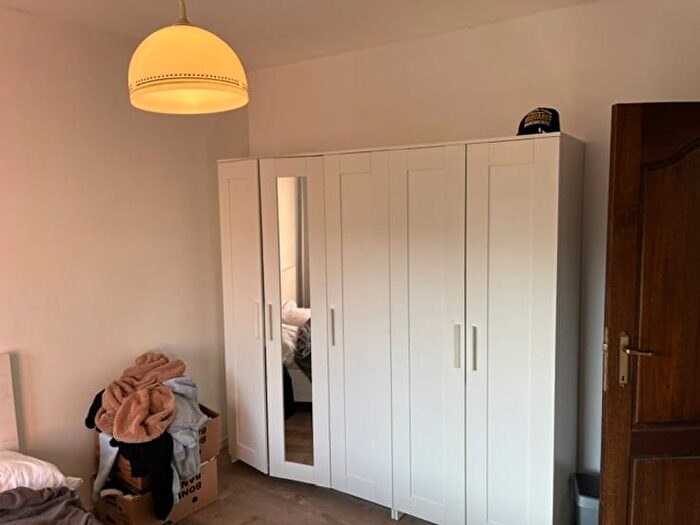 Vrijheidsstraat, R : Appartement 1 pièce à louer