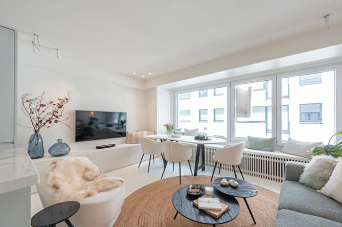 Appartement 3 pièces à Duindistelstraat, KnokkeHeist, à vendre