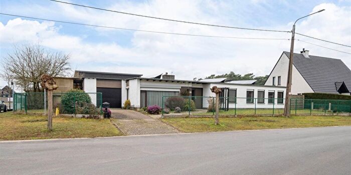 De Hassels, Mol : Maison 4 pièces à vendre