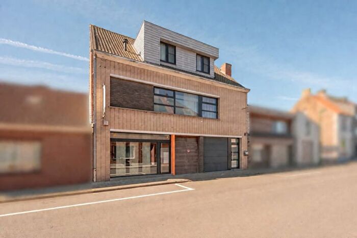Maison 17 pièces à vendre à Ettelgemsestraat, Oudenburg