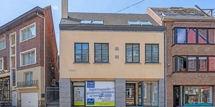 Klokkestraat A, Bilzen : Appartement 4 pièces à louer
