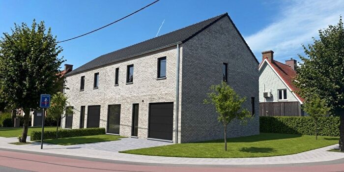 Maison 4 pièces à Beukenlaan A, Zwevezele, à vendre