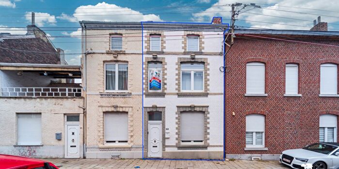 Avenue des Champs, Seraing : Maison 2 pièces à vendre