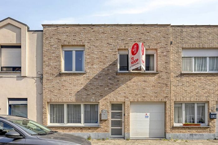 Maison 3 pièces à Tweemontstraat, Deurne, à vendre