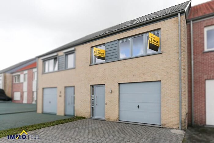 Maison 3 pièces à vendre à Oliestraat, Dendermonde