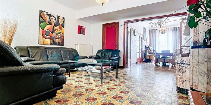 Maison 4 pièces à vendre à Moeskroen, Henegouwen
