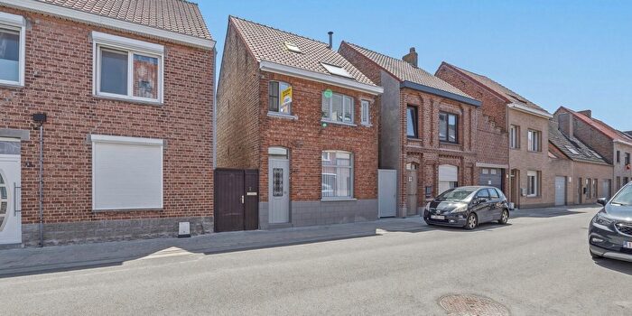 Vanderheydestraat, Oudenburg : Maison 2 pièces à vendre
