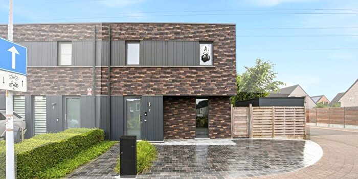 Odiel Defraeyestraat, Roeselare : Maison 4 pièces à vendre