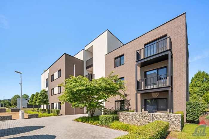 Appartement 12 pièces à Luikersteenweg, SintTruiden, à vendre