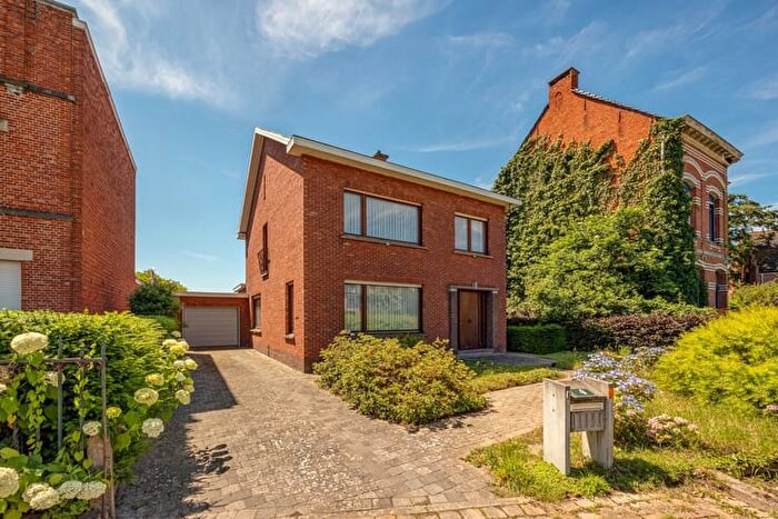 Maison 3 pièces à vendre à Antwerpsesteenweg, BROECHEM