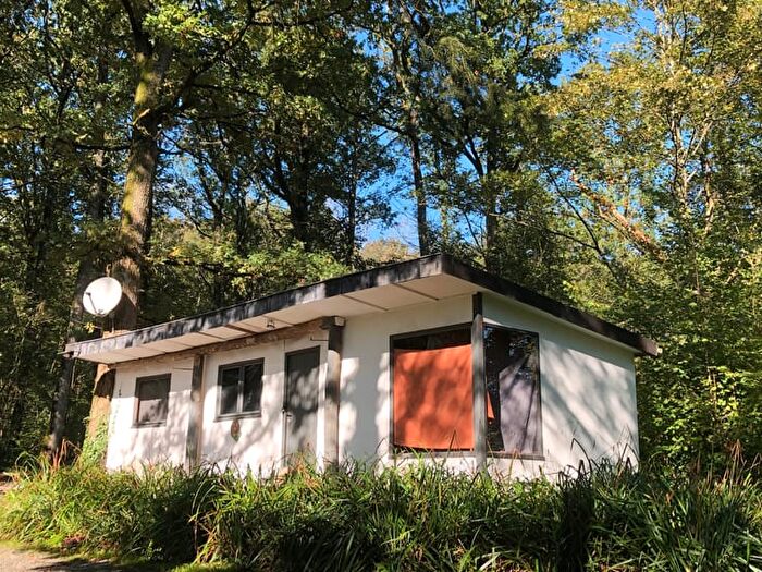Maison 5 pièces à vendre - Avenue De La Sapinière, Cerfontaine