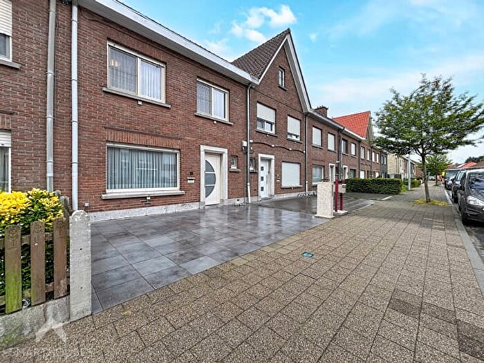 Maison 3 pièces à Negenhoekstraat, Izegem, à vendre