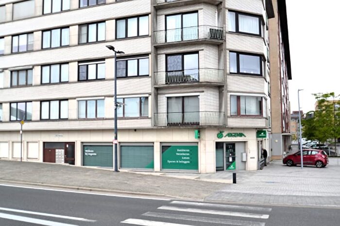Appartement 4 pièces à Leiestraat, Harelbeke, à vendre
