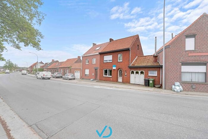 Maison 13 pièces à vendre à Blauwepoortstraat, Zillebeke