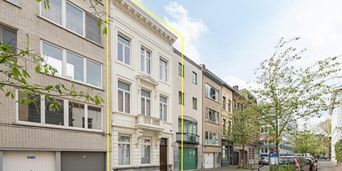 Antwerpen, Antwerpen - Maison 5 pièces à vendre
