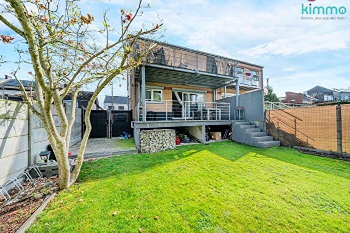 Rue Henrichamps, Fontainel'Évêque : Appartement 2 pièces à vendre