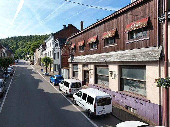 Maison 14 pièces à Rue de Bastogne, HOUFFALIZE, à vendre