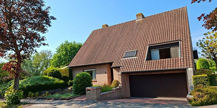 Antoon Verhulststraat, Assebroek : Maison 4 pièces à vendre