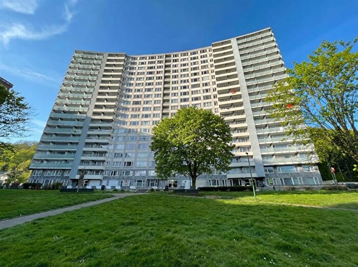 Esplanade de la Paix, Herstal : Appartement 1 pièce à vendre