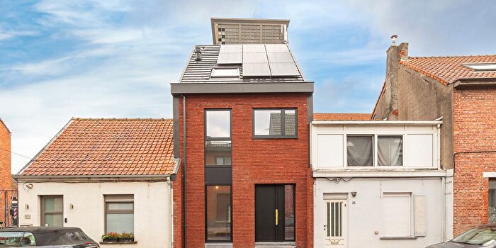 Maison 4 pièces à vendre - Stationstraat, SintGillisWaas