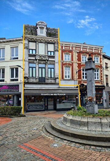 Place du Perron, Châtelet : Maison 3 pièces à vendre