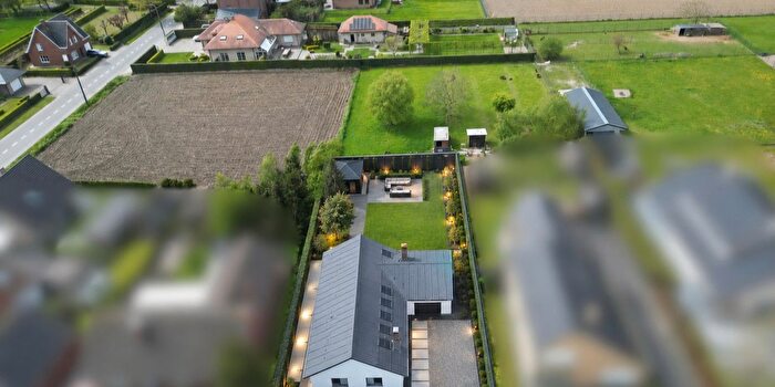 Maison 3 pièces à vendre à Moorseelsesteenweg, Roeselare