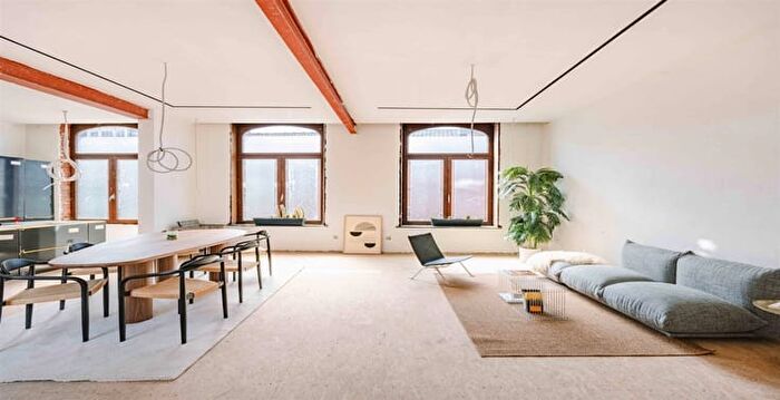 Appartement 3 pièces à Priestersstraat, RONSE, à vendre