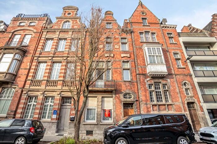 Prins Albertlaan, SintTruiden - Maison 12 pièces à vendre