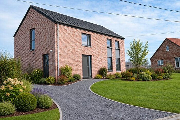 Rue Du Centenaire, Beauraing : Maison 4 pièces à vendre