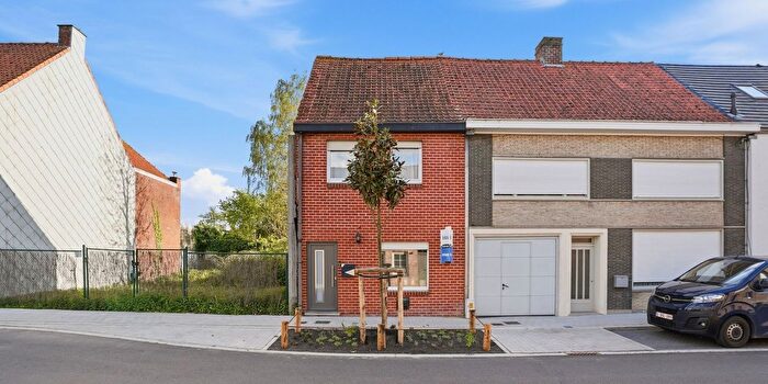 Kerkhofstraat, Roeselare : Maison 3 pièces à vendre