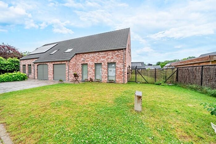 Clos de la Warwanne, FROYENNES : Maison 4 pièces à vendre