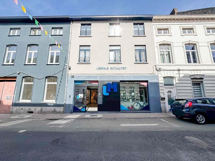 Adamstraat, Geraardsbergen : Appartement 9 pièces à louer