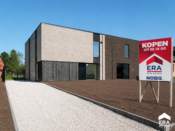 Maison 3 pièces à Diestersteenweg B, Nieuwerkerken, à vendre