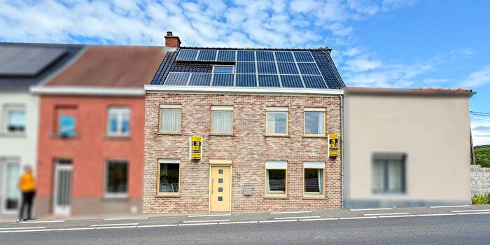 Maison 5 pièces à Elzeelsesteenweg, Ronse, à vendre
