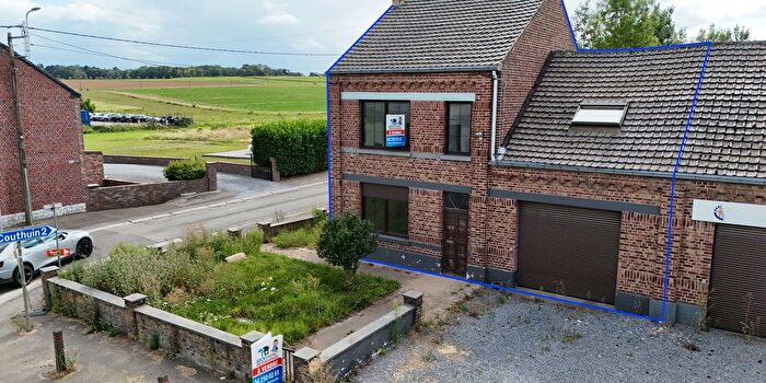 Maison 5 pièces à vendre à Chaussée de Wavre, Huccorgne