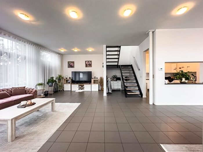 Appartement 3 pièces à Kapelsesteenweg, BRASSCHAAT, à vendre