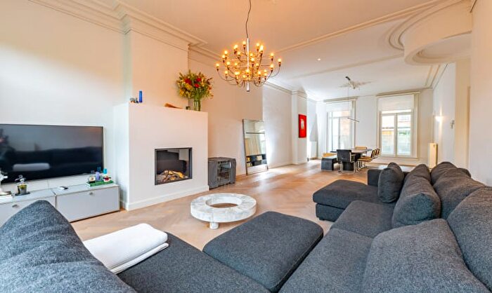 Appartement 3 pièces à Britselei, Antwerpen, à louer