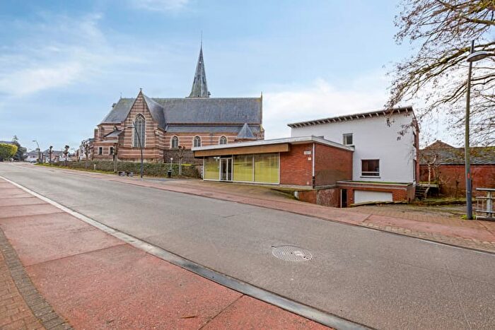 Maison 4 pièces à Dorpsplein, Kortenaken, à vendre