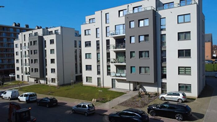 Rue Des Athlètes, La Louvière : Appartement 2 pièces à louer