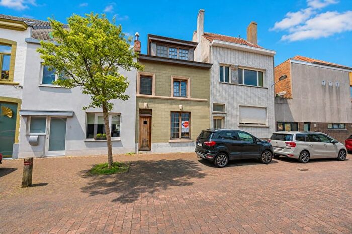 Maison 12 pièces à Schaafstraat, Oostende, à vendre