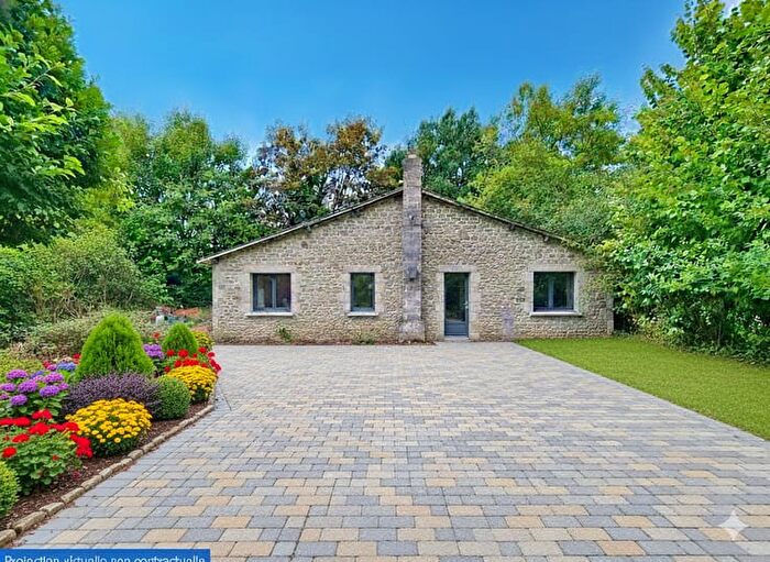 Chemin D'harnoy, Yvoir : Maison 8 pièces à vendre
