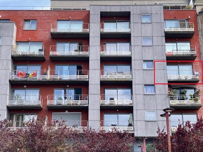 Rue Willy Ernst, Charleroi - Appartement 2 pièces à vendre