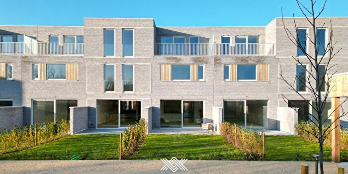 Maison 4 pièces à HeerwegZuid, Zwijnaarde, à vendre
